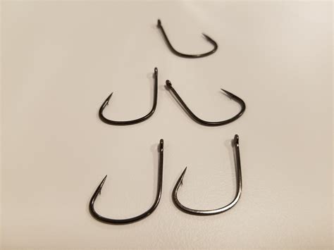 Bass Fishing Hooks: Breaking Down Different Styles To Help ...
