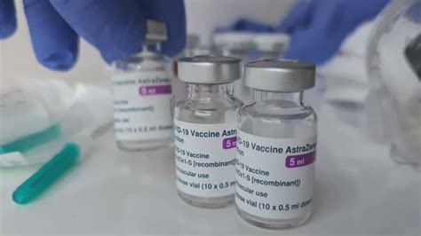 Ontario shortens interval for second vaccine doses. B.C. reports 411 new COVID-19 cases as active cases dip below 5,000 | Globalnews.ca