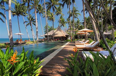 Biasanya ombak mulai surut sekitar jam 12 siang. Sudah Tahu 5 Villa & Resort dengan Pemandangan Pantai di ...