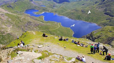 Snowdon Rubbish 200 Bags Collected By Volunteers Bbc News