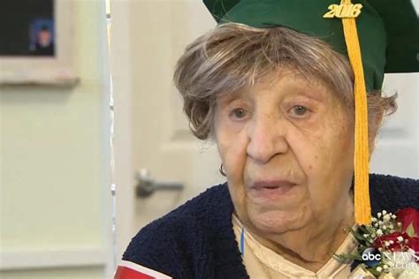 100 Year Old Woman Who Had To Quit School To Work In A Factory Finally Gets Diploma Old