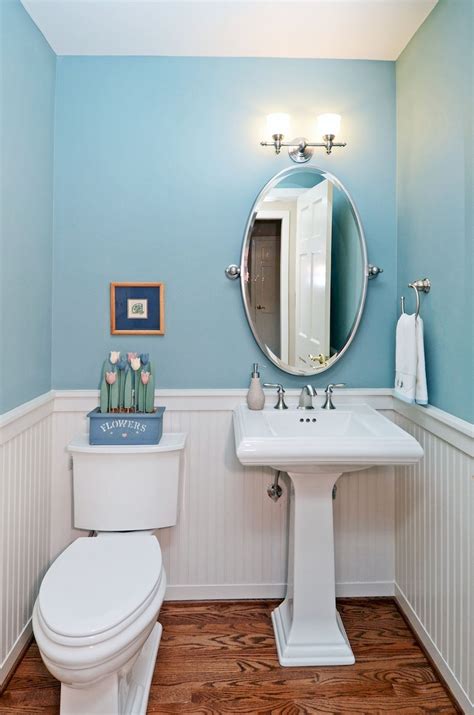 But when guests arrive, some quick bathroom remodeling ideas are needed. Nice 50 Small Guest Bathroom Ideas Decorations And Remodel ...