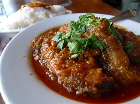 Burmese Fish Curry Ngangar Si Byan Fish Curry Burma Flickr
