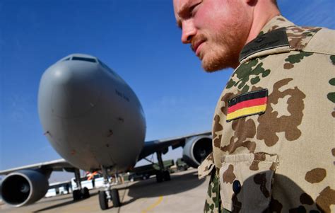 Europeans Shift Troops From Iraq Warn Fight Against Islamic State Is