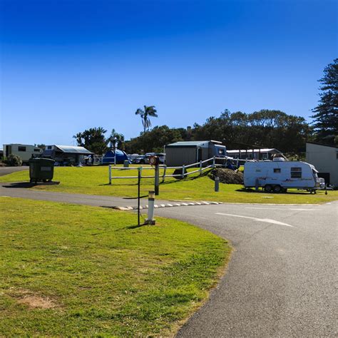 Reflections Holiday Parks Shaws Bay Take Your Pet