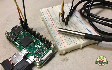 Follow the tutorials on this site to transform your raspberry pi into a raspberry pi weather station. DS18B20 waterdichte temperatuur sensor aansluiten ...