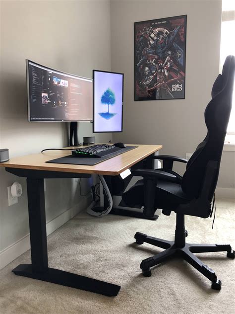 Excellent Computer On Desk Or Floor Tips For 2019 Diy Computer Desk