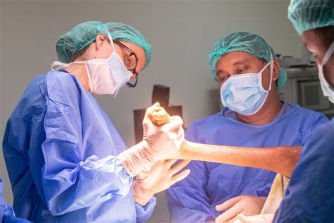 The Best Orthopedic Surgeon In Hobart Orthopedics Surgeon Hip