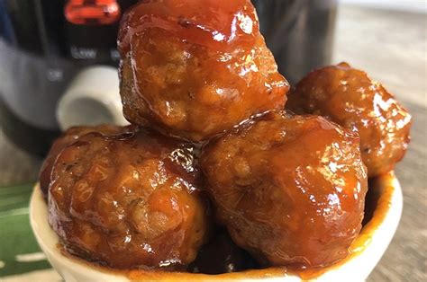 Jul 11, 2017 · internal temperature of ground meat (such as burgers, meatballs, or meatloaf): Slow Cooker Bourbon Meatballs - Tailgater Magazine