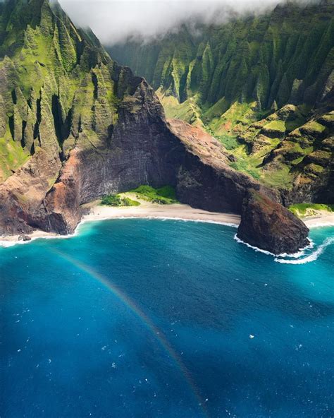19 Breathtaking Images Of The Napali Coast By Air Hawaii Magazine