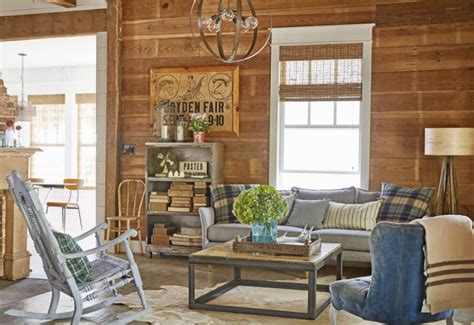 Farmhouse Decor In 10 Stunningly Gorgeous Living Rooms