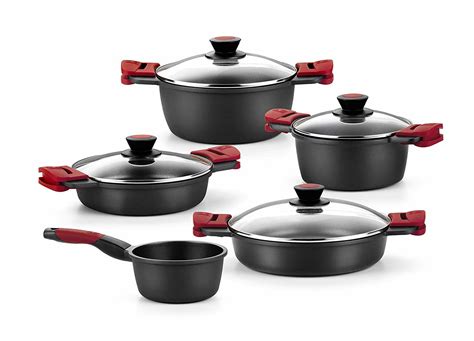 Electrodomésticos y gadgets que quieres tener en tu cocina. Las mejores baterías de cocina: ¿cuáles comprar?