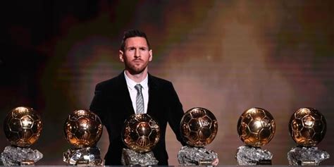 Football Largentin Lionel Messi Remporte Son 6ème Ballon Dor Un Record