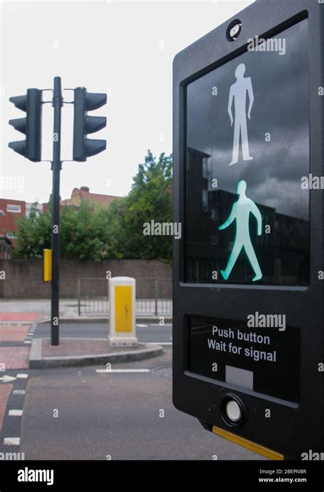 Crossing Sign Green Man Hi Res Stock Photography And Images Alamy