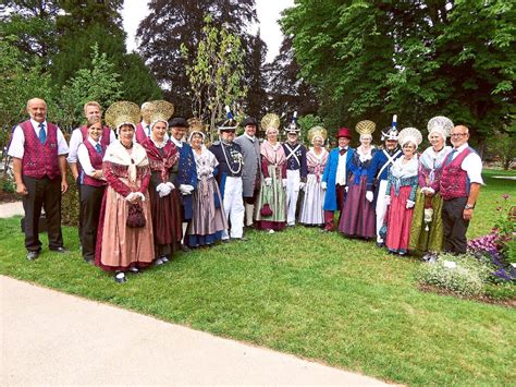 Villingen-Schwenningen: Bürgerwehr und Trachtengruppe bei ...