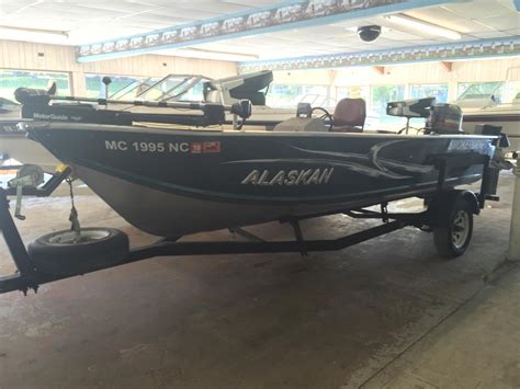 Center Console Smoker Craft Boats For Sale