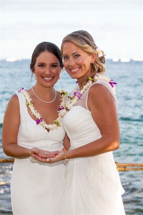 Beautiful Lipstick Lesbian Wedding Ceremony In Maui Samesex Marriage Wedding Lesbian Bride