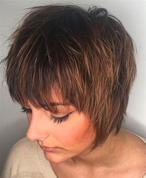 Whether your hair is blond, gray, red, or black, this short hair cut for women over 60 is still a hit. 60 Short Shag Hairstyles That You Simply Can't Miss ...