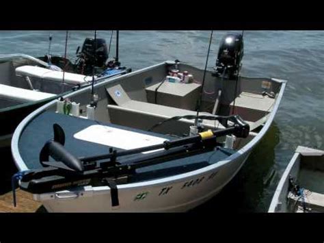 The jon boat is one of the most versatile and popular small boat designs in use, widely used by recreational and commercial boaters alike. Jon Boat: V Hull Jon Boat Modifications