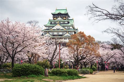 Osaka castle is one of japan's most famous and historic castles. Fully Decorated 3LDK House For Sale Near Midoribashi ...