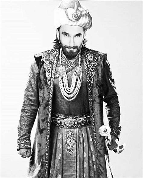 Padmavati Ranveer Singhs Look As Alauddin Khilji Leaked Bollywood