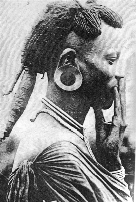 Hairstyle Of Kikuyu Warrior African Hairstyles African Hair History African Traditions