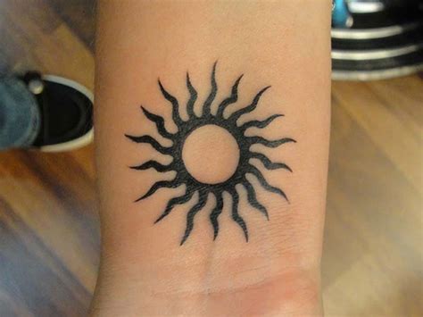 Instead, try a simple sun tattoo design. 22 Awesome Tribal Sun Tattoo | Only Tribal