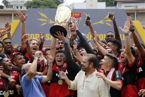 A partida será realizada no maracanã às 16h (horário de brasília). Final da Copa São Paulo de Futebol Júnior: Flamengo marca ...