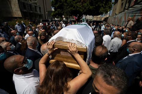 Beirut Death Toll Over 200 Lebanon Officials Continue To Quit