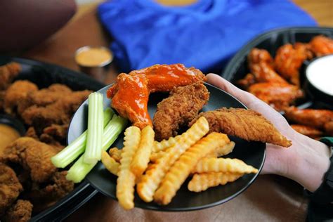 Zaxby's restaurant menu has such a wonderful variety as like with the startup zaxby's salads, other zaxby's meals like famous zaxby's chicken, zaxby's wings favorable and many more items you will. Zaxby's: Dairy-Free Menu Items and Allergen Notes