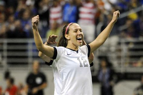 Lauren Holiday Wins Us Soccer Female Athlete Of The Year Stars And Stripes Fc
