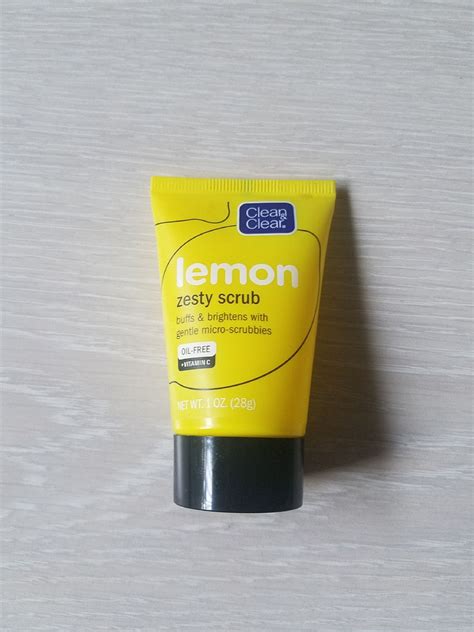 Clean & Clear Lemon Zesty Scrub reviews, photos ...