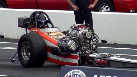 Vintage Front Engine Dragster 14 Mile Pass Youtube