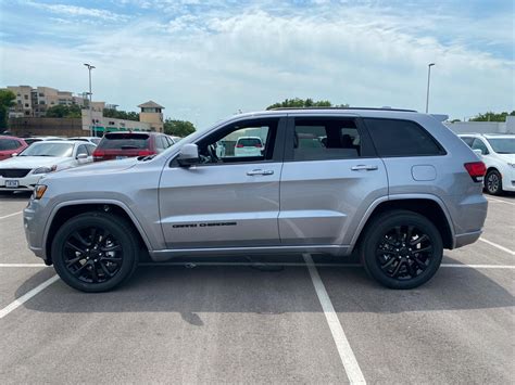 New 2020 Jeep Grand Cherokee Altitude 4×4 4wd Sport Utility