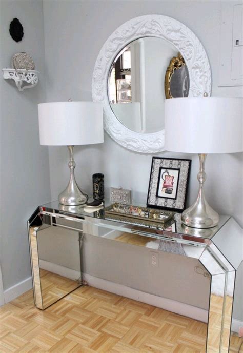 5 Beautiful Entrance Halls With A Round Mirror Hallway Furniture