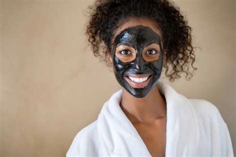 Benefits Of Using A Charcoal Face Mask For Your Skin The Good Stuff