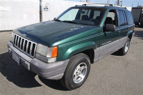 Sell used 1996 Jeep Grand Cherokee Laredo 2WD Automatic 6 ...