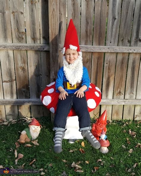 Garden Gnome Sitting On A Mushroom Costume Diy Costumes Under 45
