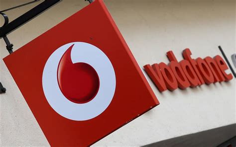 Προβλήματα με το internet, αλλά και την τηλεφωνία αντιμετωπίζουν από το πρωί οι χρήστες της εταιρείας vodafone. Κατέρρευσε το δίκτυο της Vodafone στην Ελλάδα