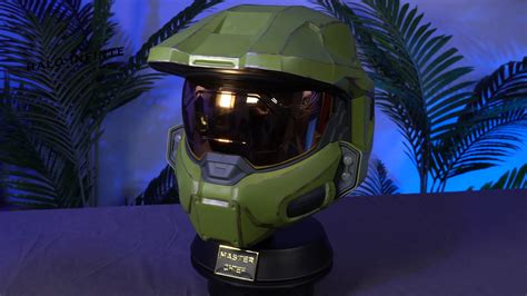 Jazwares Halo The Spartan Collection Master Chief Helmet Replica Town