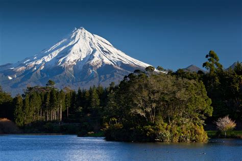 New Zealand Mt Taranaki Istk