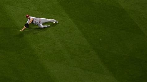 cincinnati reds have the best defensive outfield in baseball