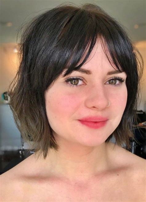 14 Latest Short Hairstyles For Round Faces