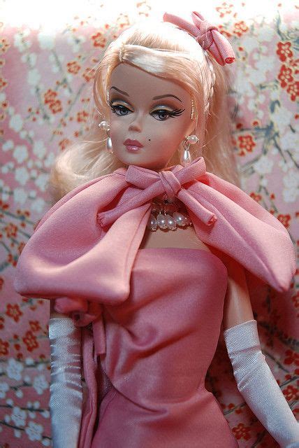 Satin Silk And Pearls Via Flickr Vintage Barbie Clothes Vintage Dolls