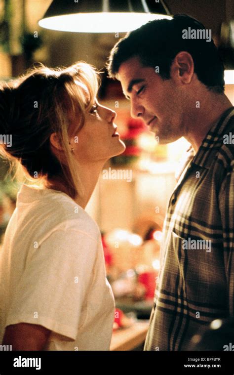 Michelle Pfeiffer And George Clooney One Fine Day 1996 Stock Photo