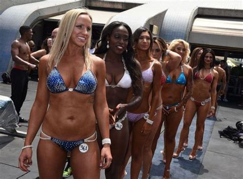 Bikini Babes Parade Around At The Memorial Day Muscle Beach Contest