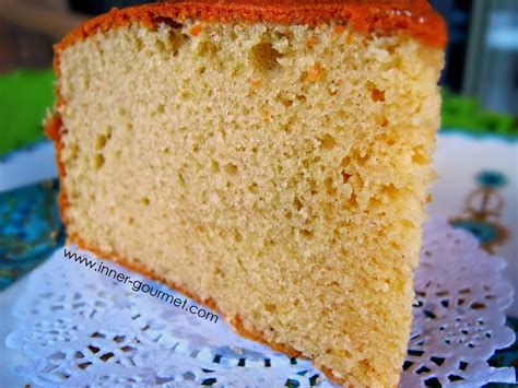Guyana christmas sponge cake recipe. A Light and Fluffy Sponge Cake | Sponge cake recipes, Easy ...