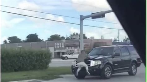 Hialeah Road Rage Video Man Punches Kicks Suv Miami Herald