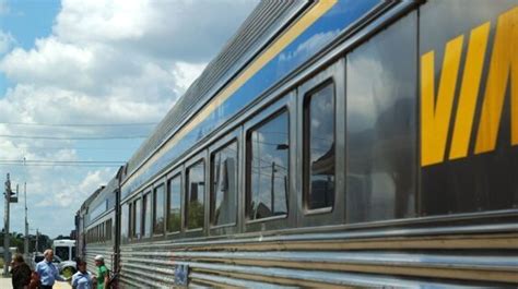 VIA Rail Strike Avoided With Last-Minute Tentative Agreement: CAW (UPDATED) | HuffPost Canada ...