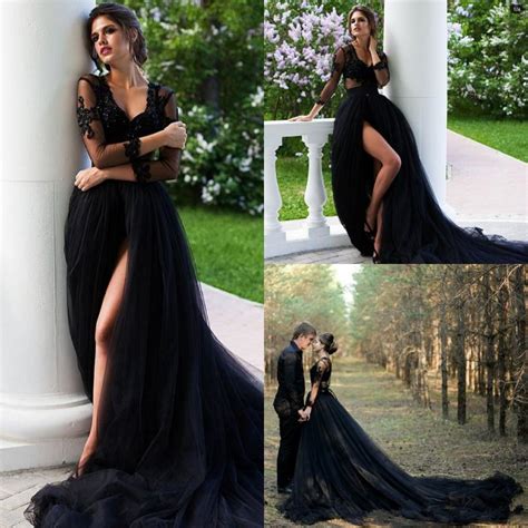 Rustic Country Black Gothic Wedding Dresses V Neck Illusion Top Lace